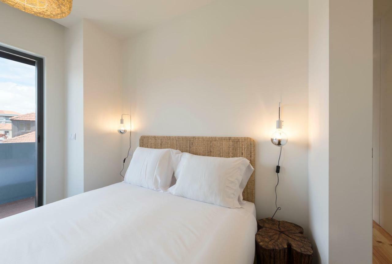 Lovelystay - Gorgeous Modern Flat W/ Balcony Appartement Oporto